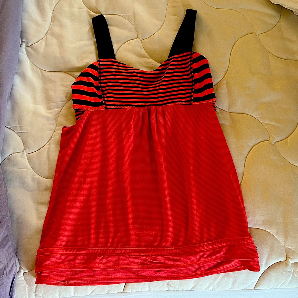 Lululemon tank top size 8